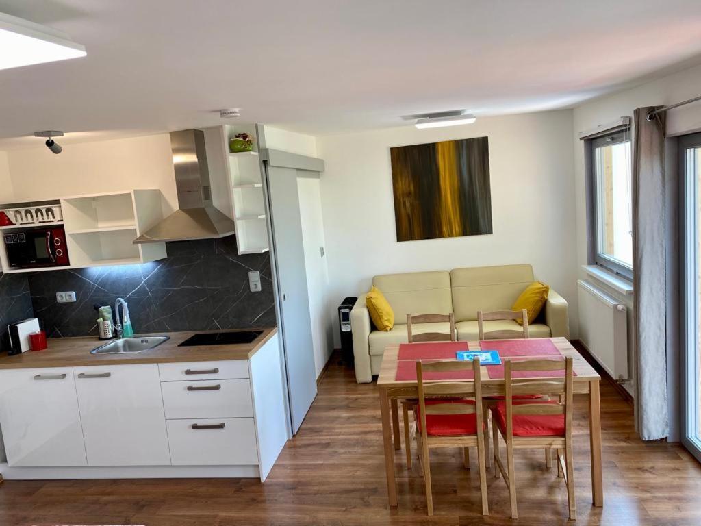 Apartman - E - Vyhlidka Nad Rekou Zdiby Exteriér fotografie